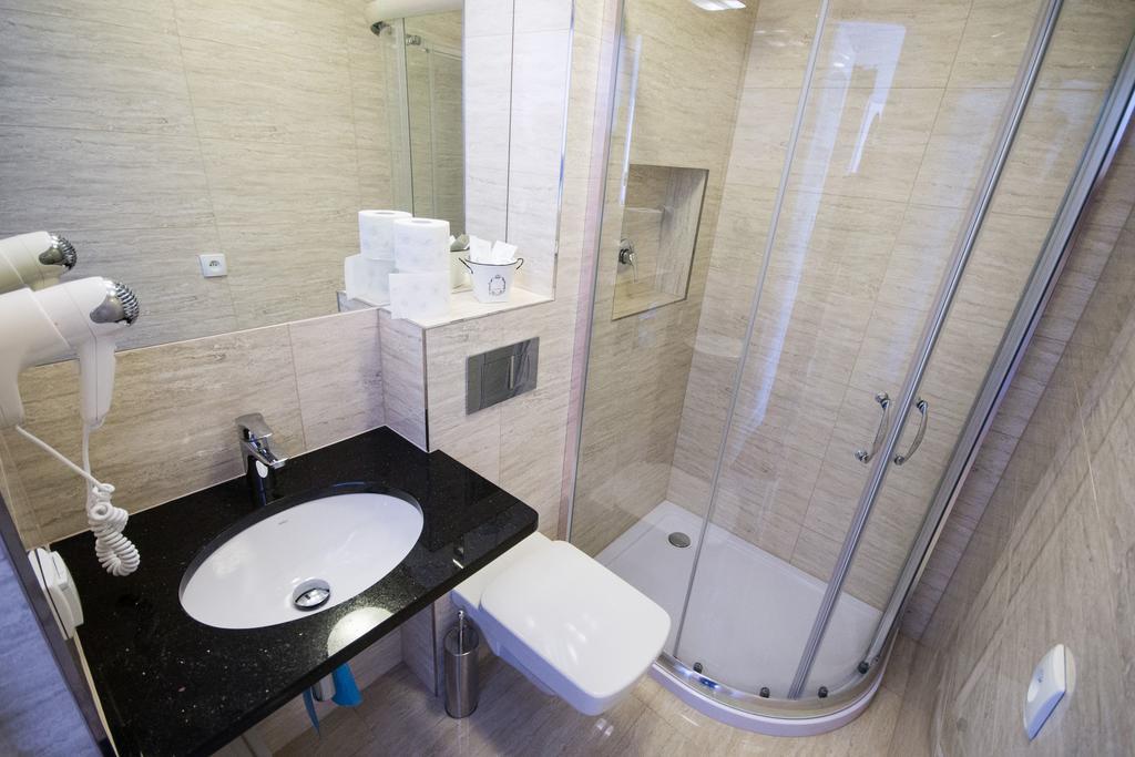 Pensjonat Kotwica Międzywodzie Habitación foto